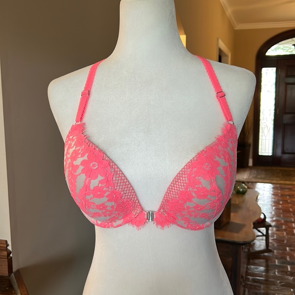Victoria's Secret Push up underwire bra sz34D - Picture 2 of 10